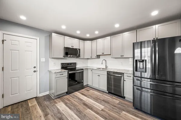 $2,800 | 34 Shepherd Lane, Levittown, PA 19055