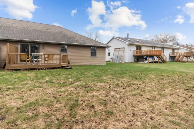 $265,000 | 2921 West Creek Valley Lane, Appleton, WI 54914