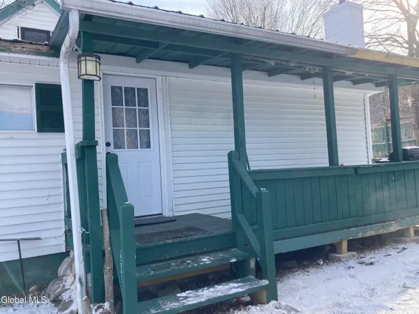 $162,900 | 24 Rock Street, Ticonderoga, NY 12883