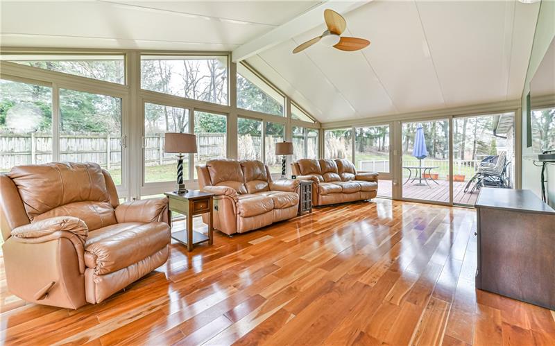 3012 East Bardonner Road Gibsonia, PA 15044 - Photo 3 of 18 Gallery Image 3