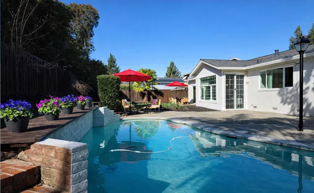 $1,948,000 | 36 Barcelona Court, Danville, CA 94526