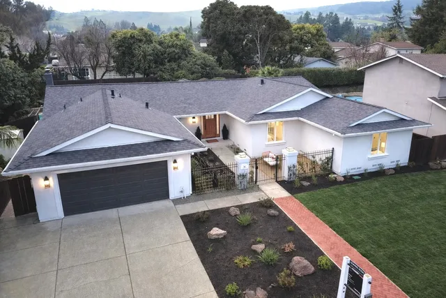 $1,948,000 | 36 Barcelona Court, Danville, CA 94526