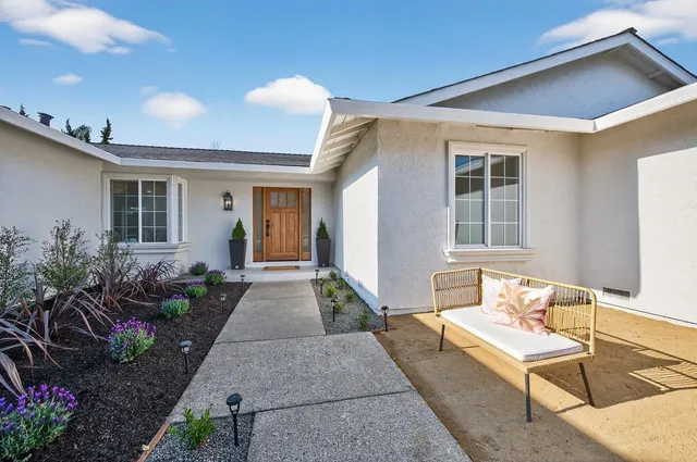 $1,948,000 | 36 Barcelona Court, Danville, CA 94526