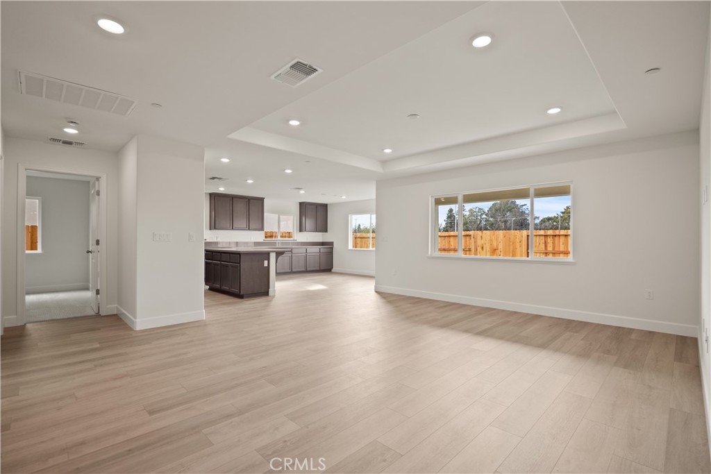 2655 Wesley Way Chico, CA 95973 - Photo 4 of 17