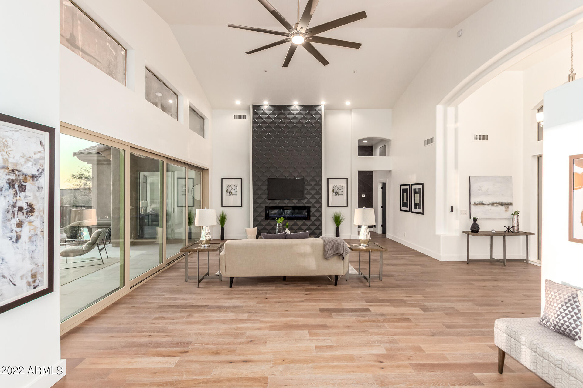 13607 East Geronimo Road Scottsdale, AZ 85259 - Photo 14 of 85 Natural light floods the home.