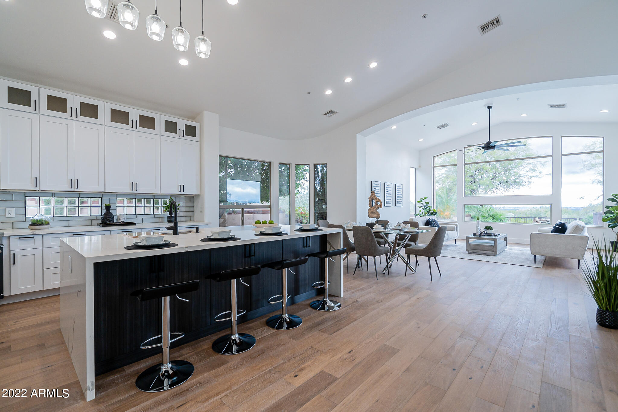 13607 East Geronimo Road Scottsdale, AZ 85259 - Photo 25 of 85 Breakfast bar seating.