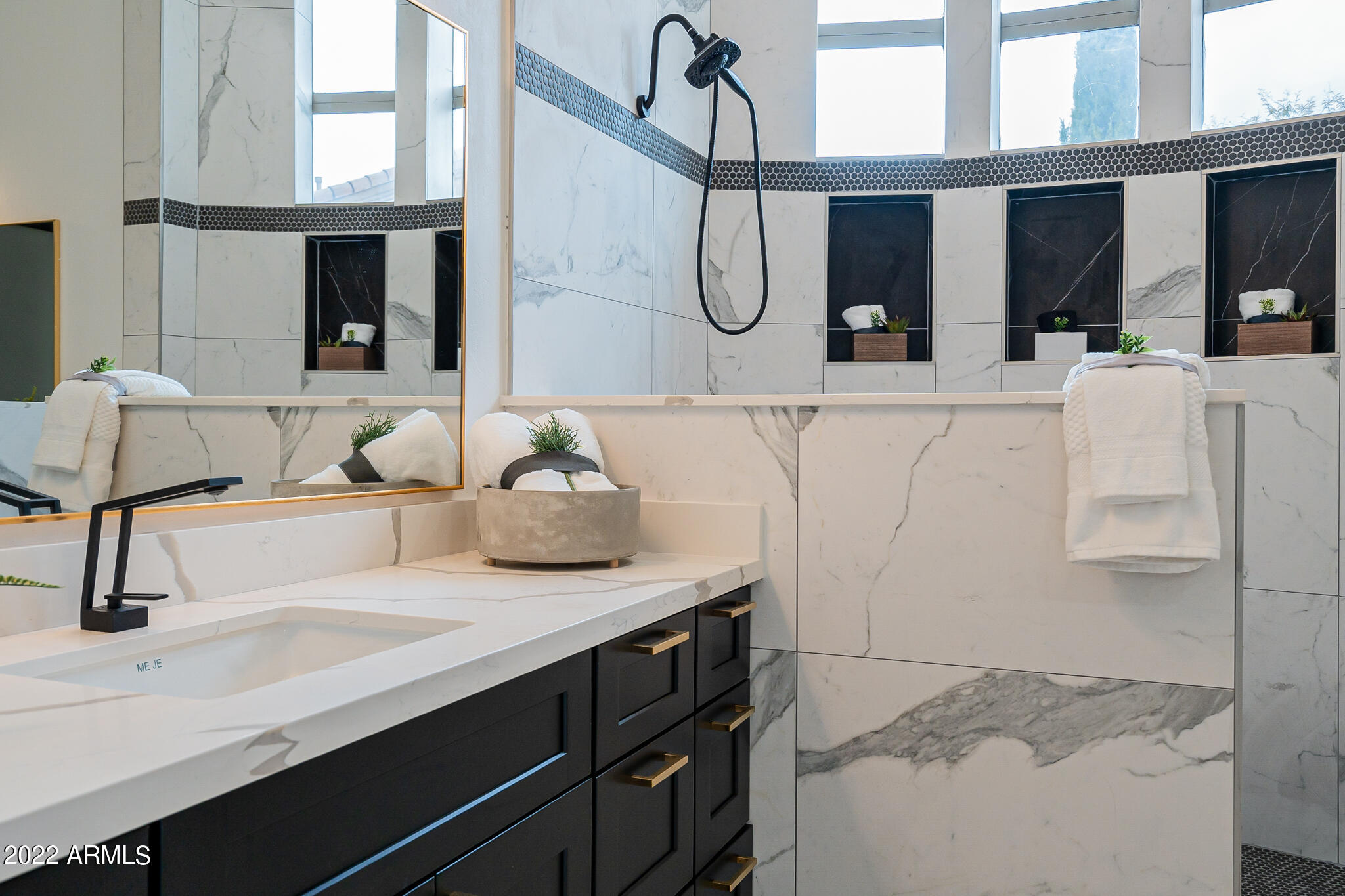 13607 East Geronimo Road Scottsdale, AZ 85259 - Photo 36 of 85 Clear view windows in shower.