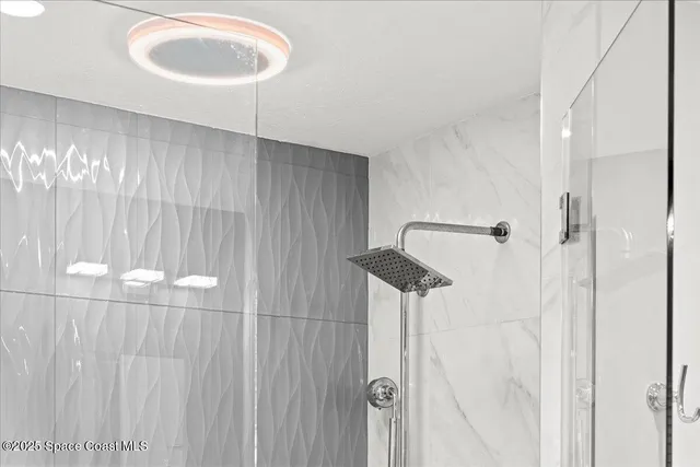 $899,000 | 626 Sugarwood Way, Melbourne, FL 32940