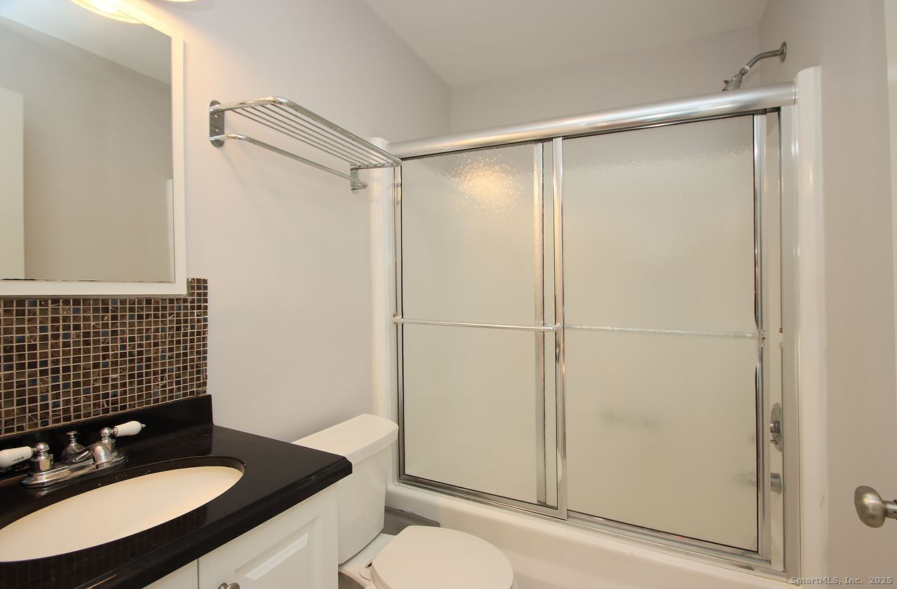 3 Pilgrims Harbor, Unit C Wallingford, CT 06492 - Photo 11 of 29 Main Bathroom in hallway