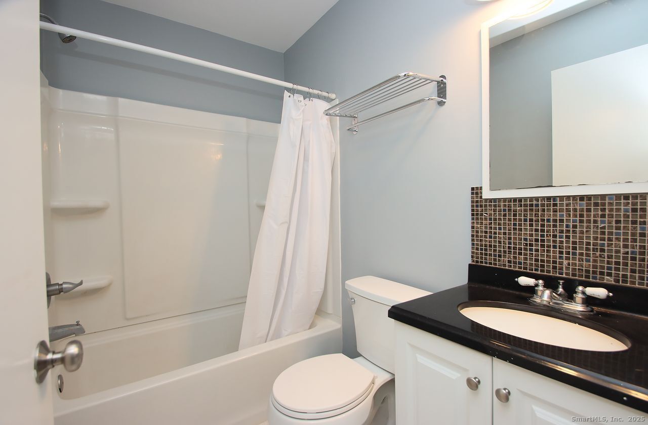 3 Pilgrims Harbor, Unit C Wallingford, CT 06492 - Photo 15 of 29