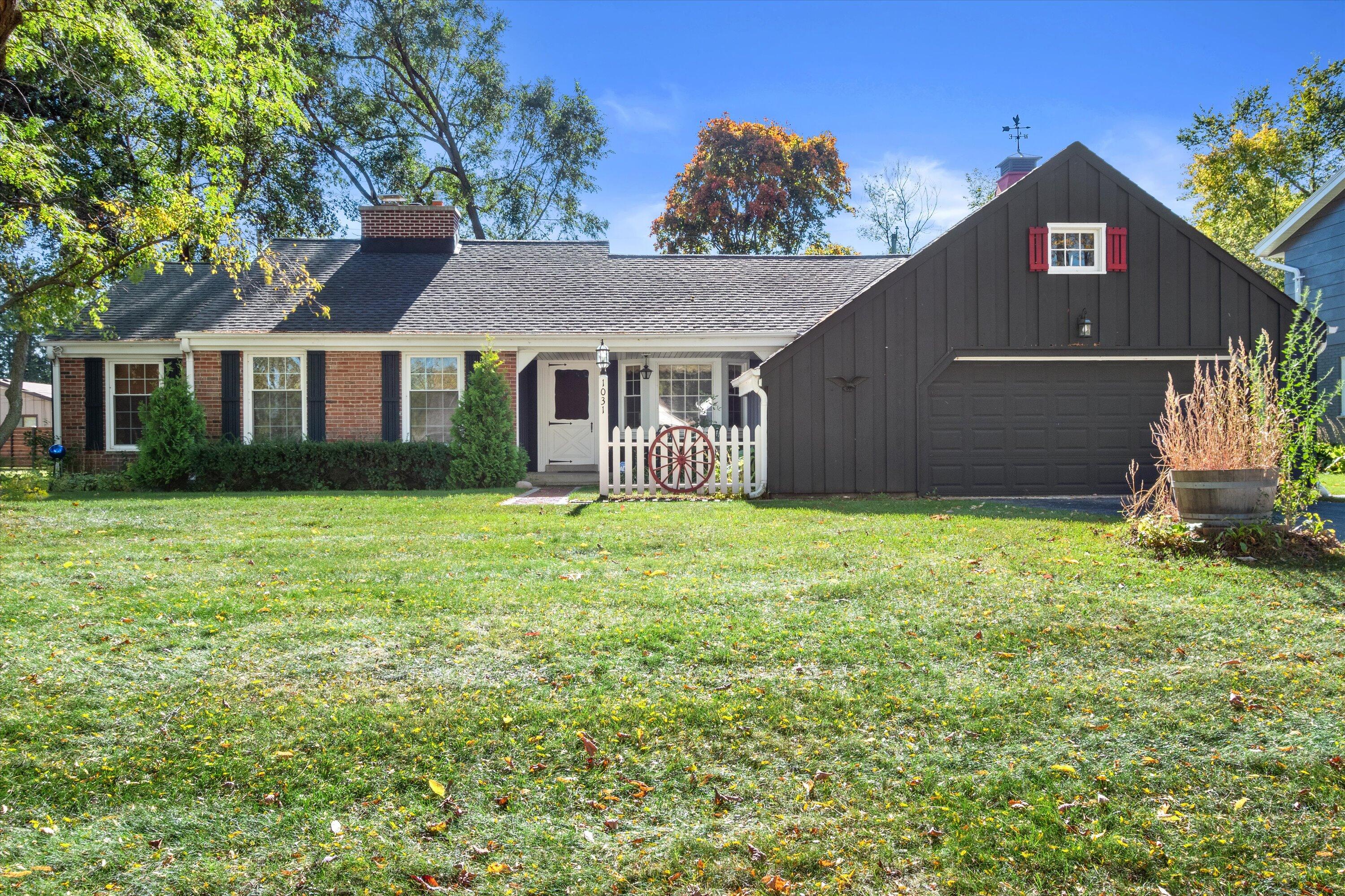 1031 West Bender Road Glendale, WI 53217 - Photo 35 of 35 Front Yard