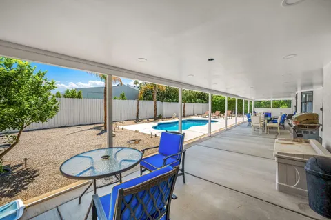 $949,000 | 2901 East Via Escuela, Palm Springs, CA 92262