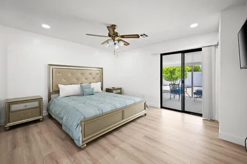 $949,000 | 2901 East Via Escuela, Palm Springs, CA 92262