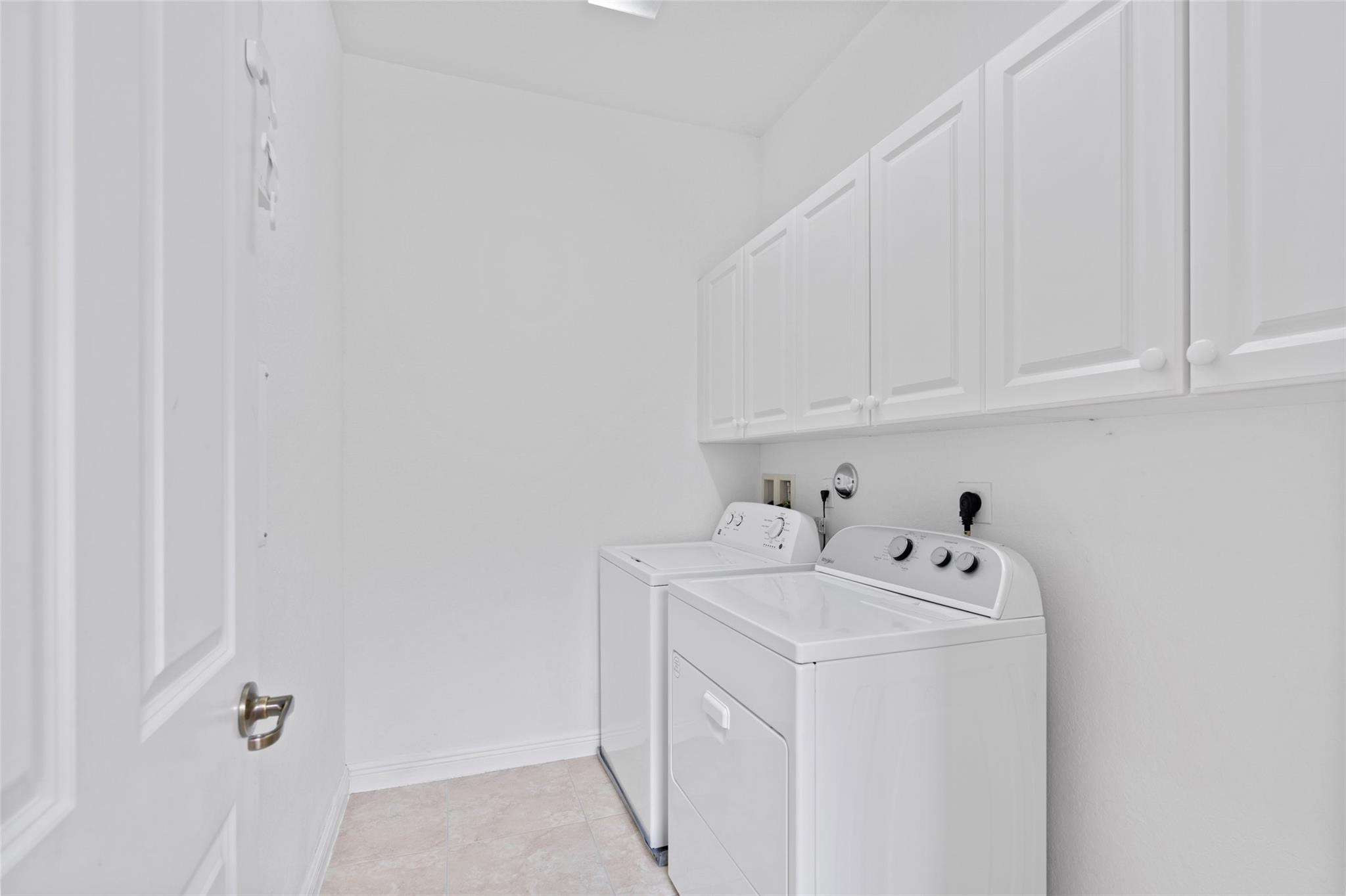 834 Northwest 82nd Place Boca Raton, FL 33487 - Photo 16 of 31 Photo 16