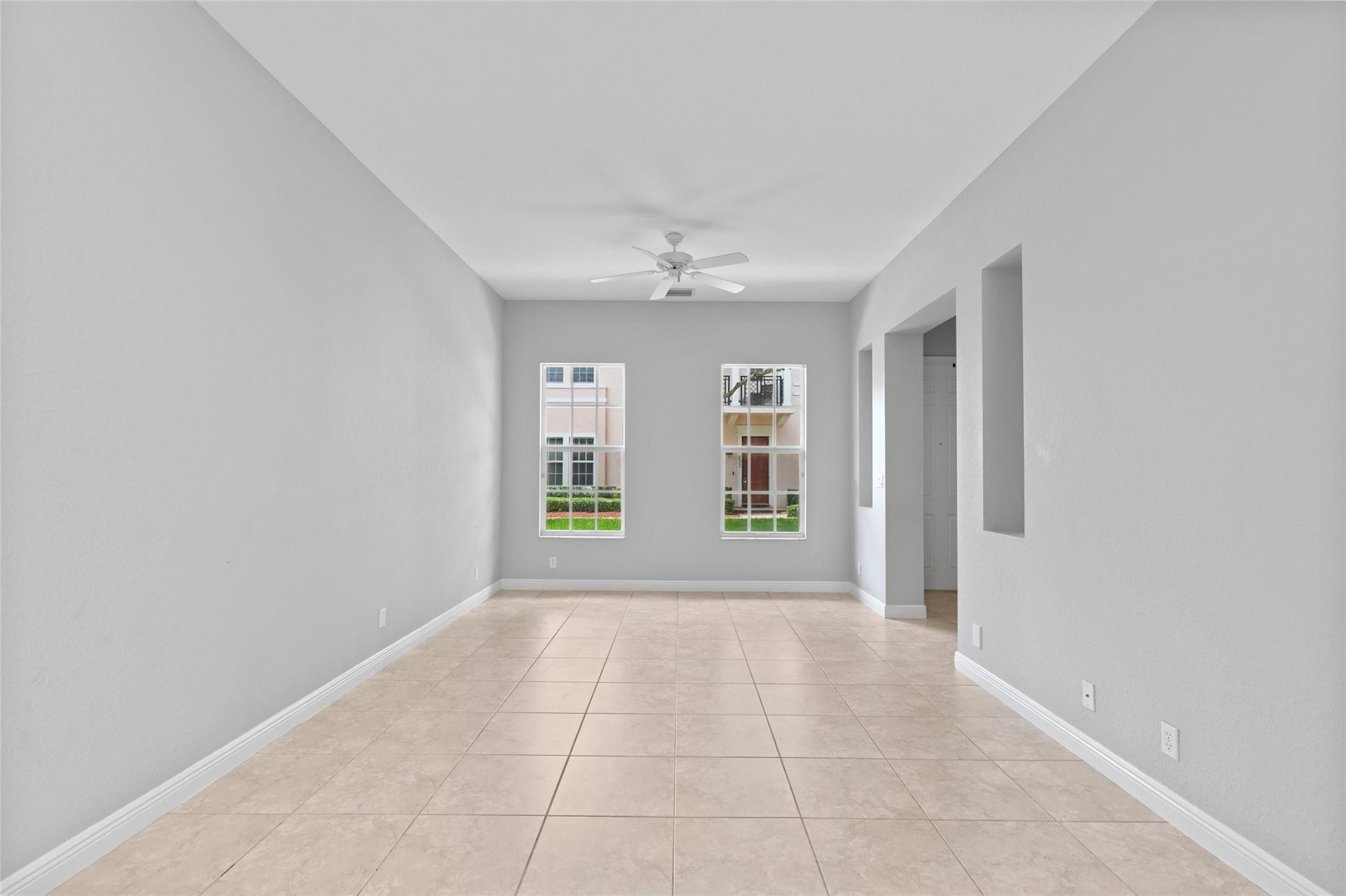 834 Northwest 82nd Place Boca Raton, FL 33487 - Photo 4 of 31 Photo 4