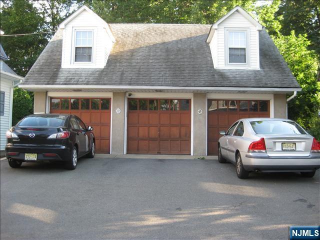 102 South Maple Avenue, Unit 3 Ridgewood, NJ 07450 - Photo 2 of 12