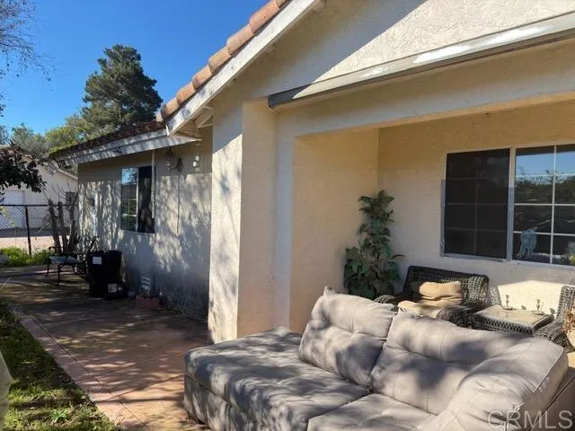 $649,000 | 1158 Meadow Lake Drive, Vista, CA 92084