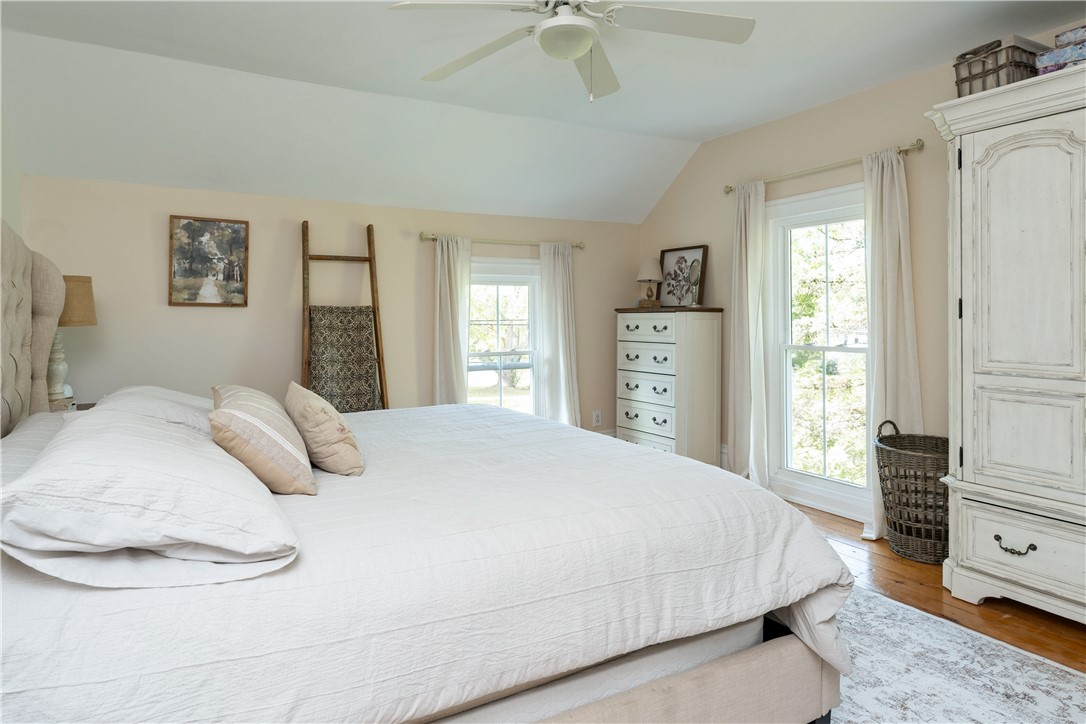 5758 West Henrietta Road Henrietta, NY 14586 - Photo 33 of 42 upstairs room