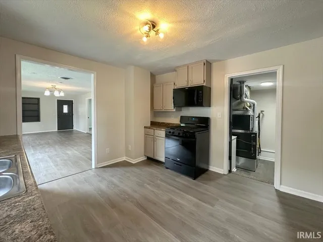 $159,900 | 2329 North Delphos Street, Kokomo, IN 46901