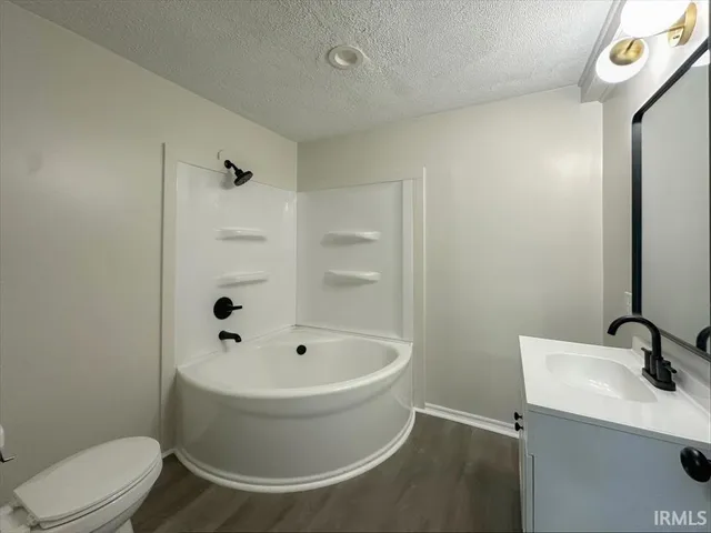 $159,900 | 2329 North Delphos Street, Kokomo, IN 46901