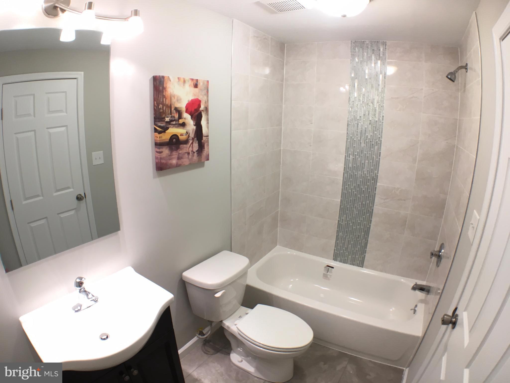 26 Greenleaf Road Parkville, MD 21234 - Photo 22 of 25 Bath