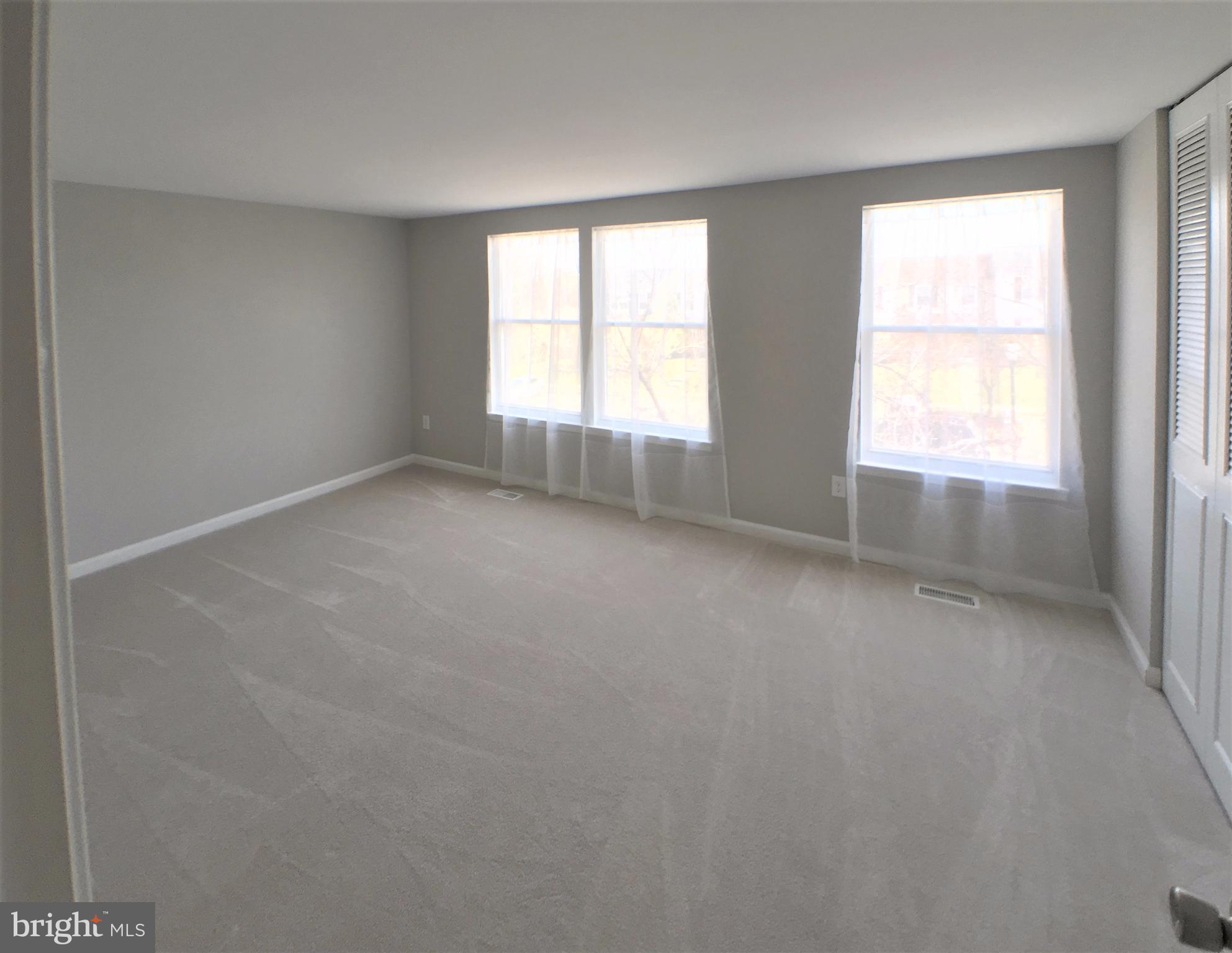 26 Greenleaf Road Parkville, MD 21234 - Photo 10 of 25 Bedroom (Master)