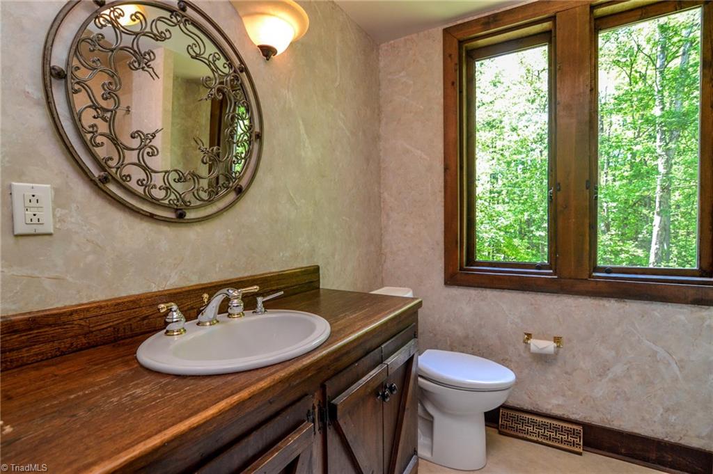 4925 Aladdin Road Pfafftown, NC 27040 - Photo 10 of 23 Gallery Image 10