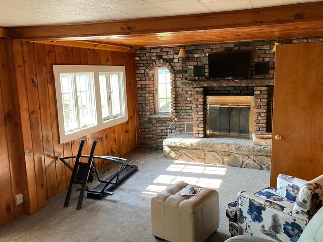 $275,000 | 10 River Front Drive, Rockingham, VT 05101