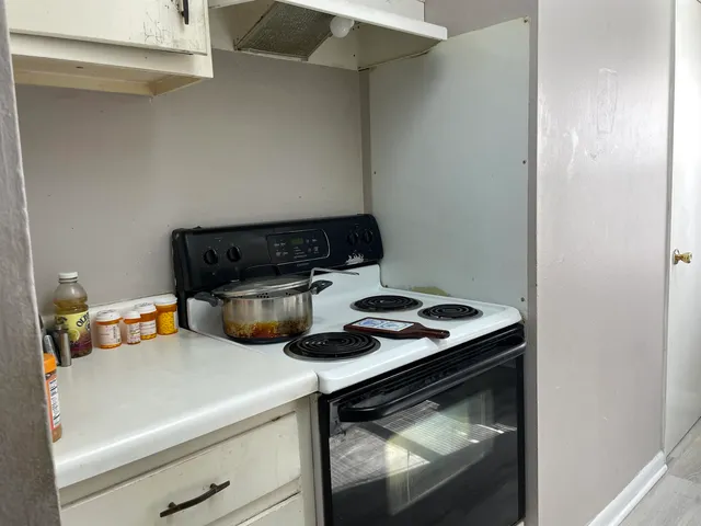 $65,000 | 2325 West Pensacola Street, Unit 145, Tallahassee, FL 32304