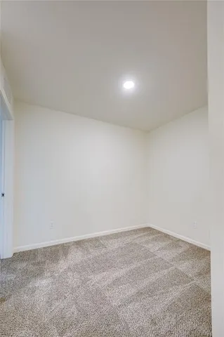 $333,929 | 27003 East Oak Vw Drive, Lee's Summit, MO 64086