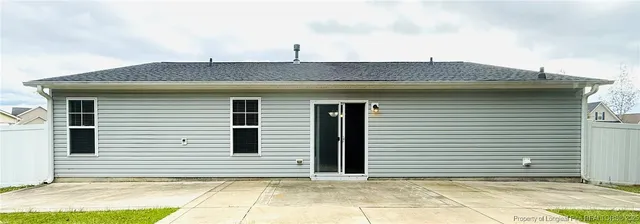 $1,775 | 193 Bayleaf Drive, Raeford, NC 28376