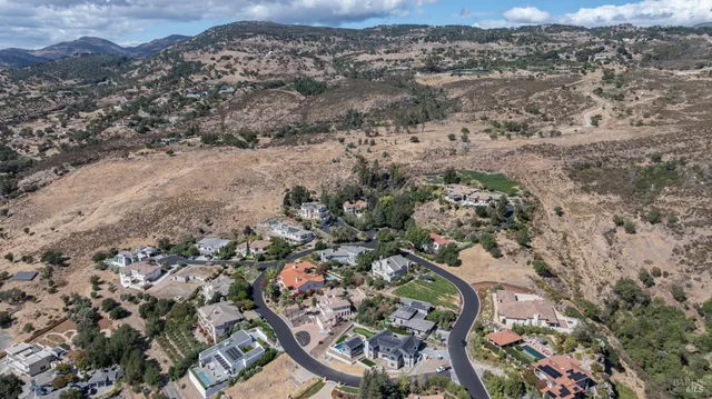 $2,995,000 | 145 Canyon Court, Napa, CA 94558