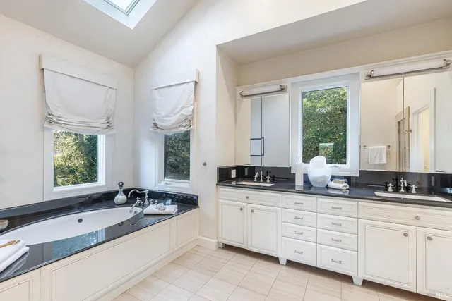 $2,995,000 | 145 Canyon Court, Napa, CA 94558