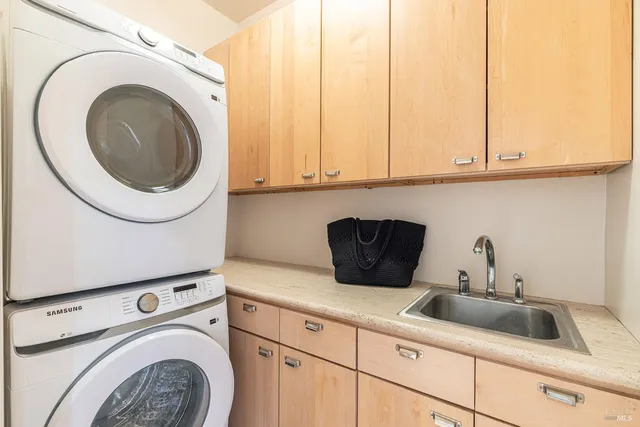 $2,995,000 | 145 Canyon Court, Napa, CA 94558