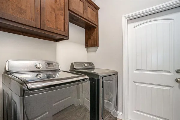 $2,400 | 226 Harp Avenue, Godley, TX 76044