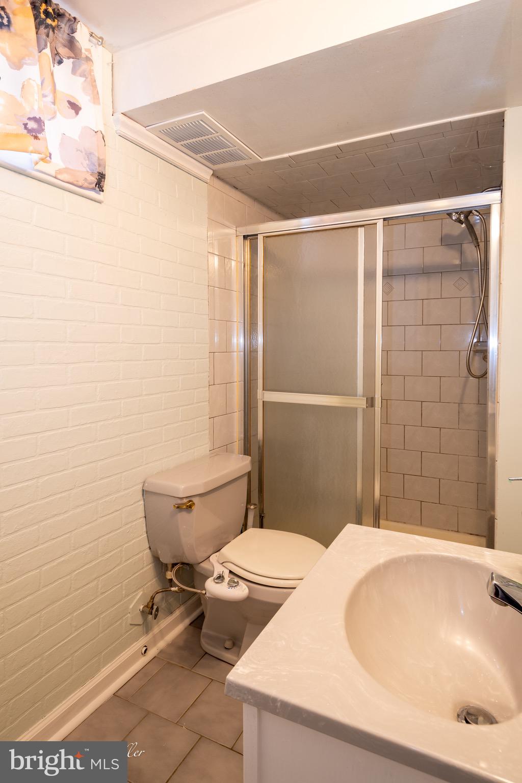 809 Suburbian Road Reisterstown, MD 21136 - Photo 27 of 33 Lower Level Bath