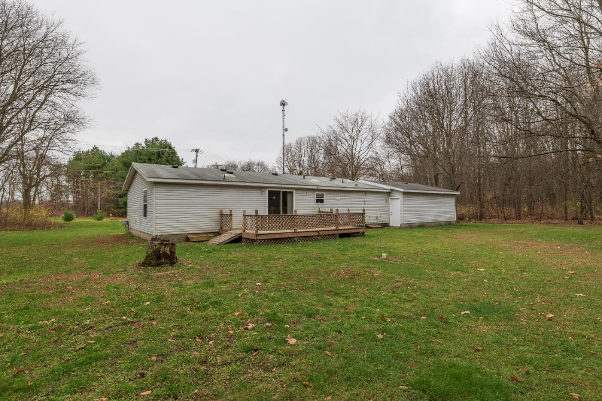 2835 Travis Road Kalamazoo, MI 49004 - Photo 8 of 52 2835 Travis Rd-36
