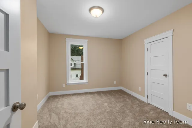 $229,900 | 322 Eastman Street, Breckenridge, MI 48615