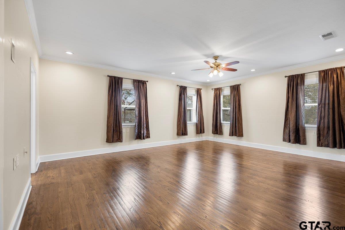 1609 Old Nacogdoches Road Henderson, TX 75654 - Photo 23 of 48