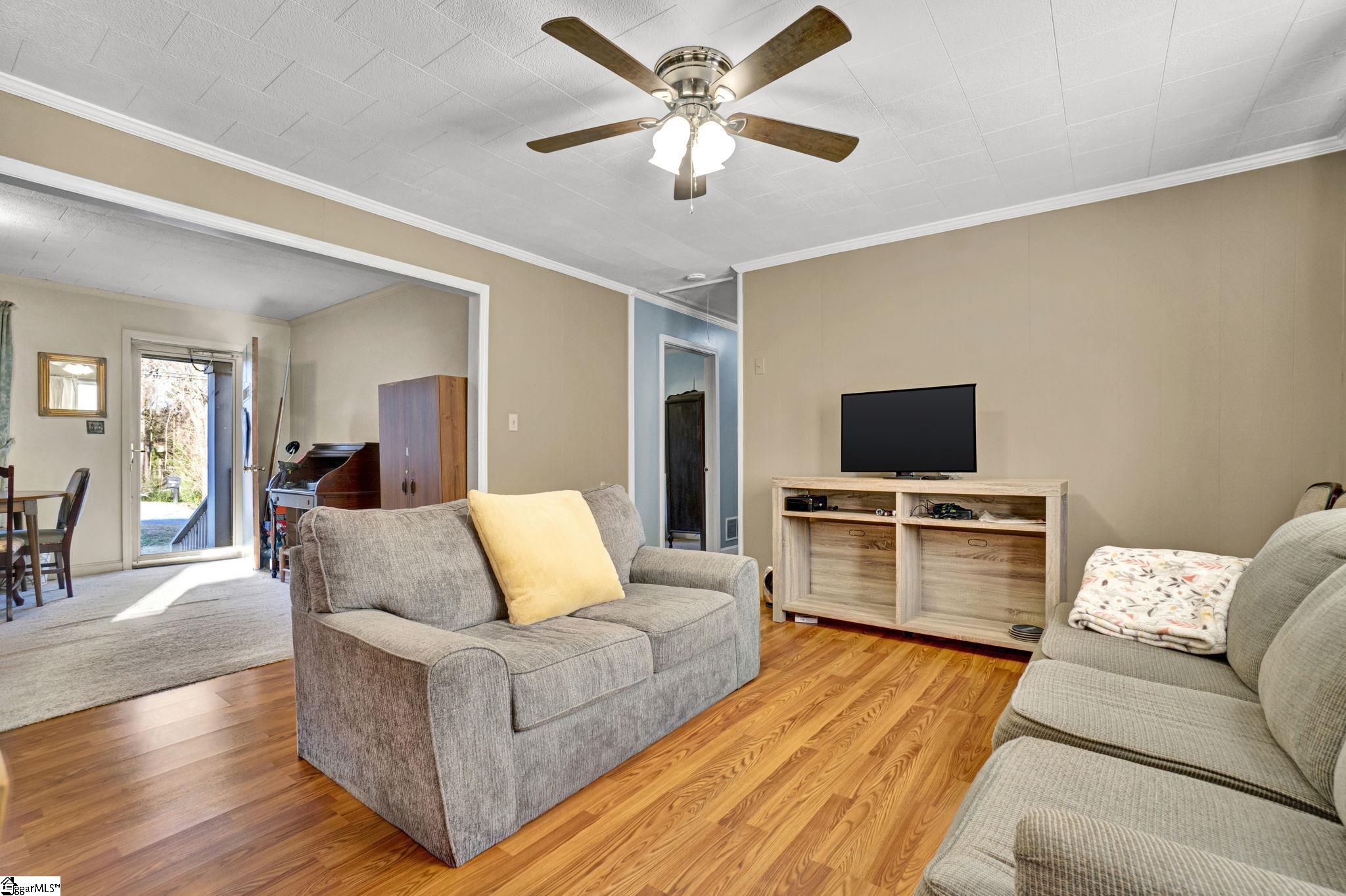 86 Dogwood Circle Clinton, SC 29325 - Photo 11 of 40