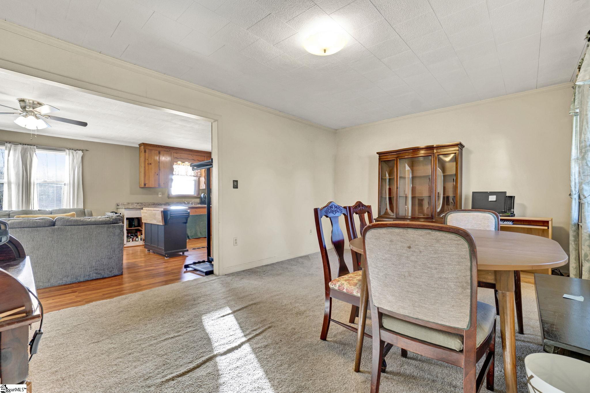 86 Dogwood Circle Clinton, SC 29325 - Photo 19 of 40