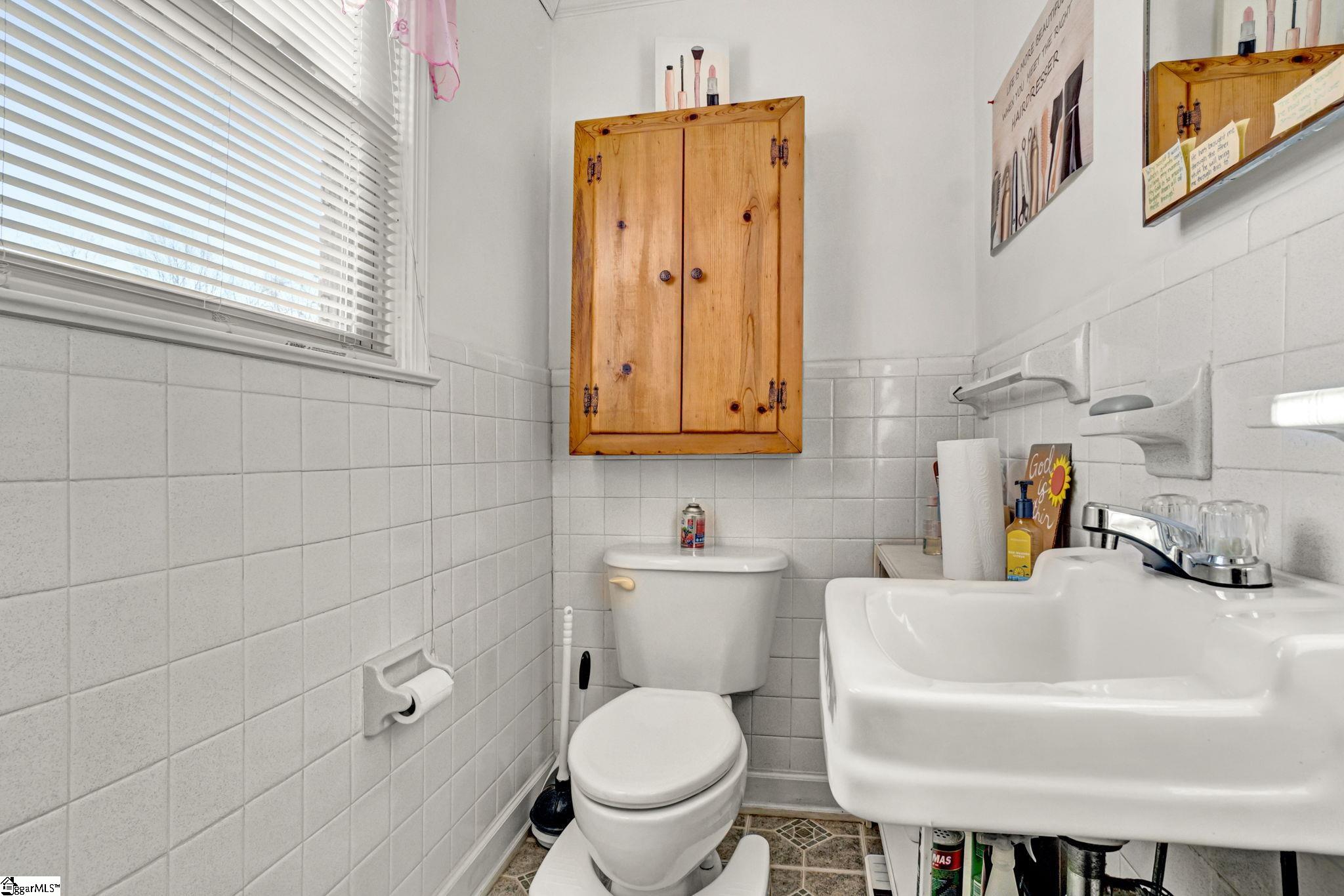 86 Dogwood Circle Clinton, SC 29325 - Photo 33 of 40