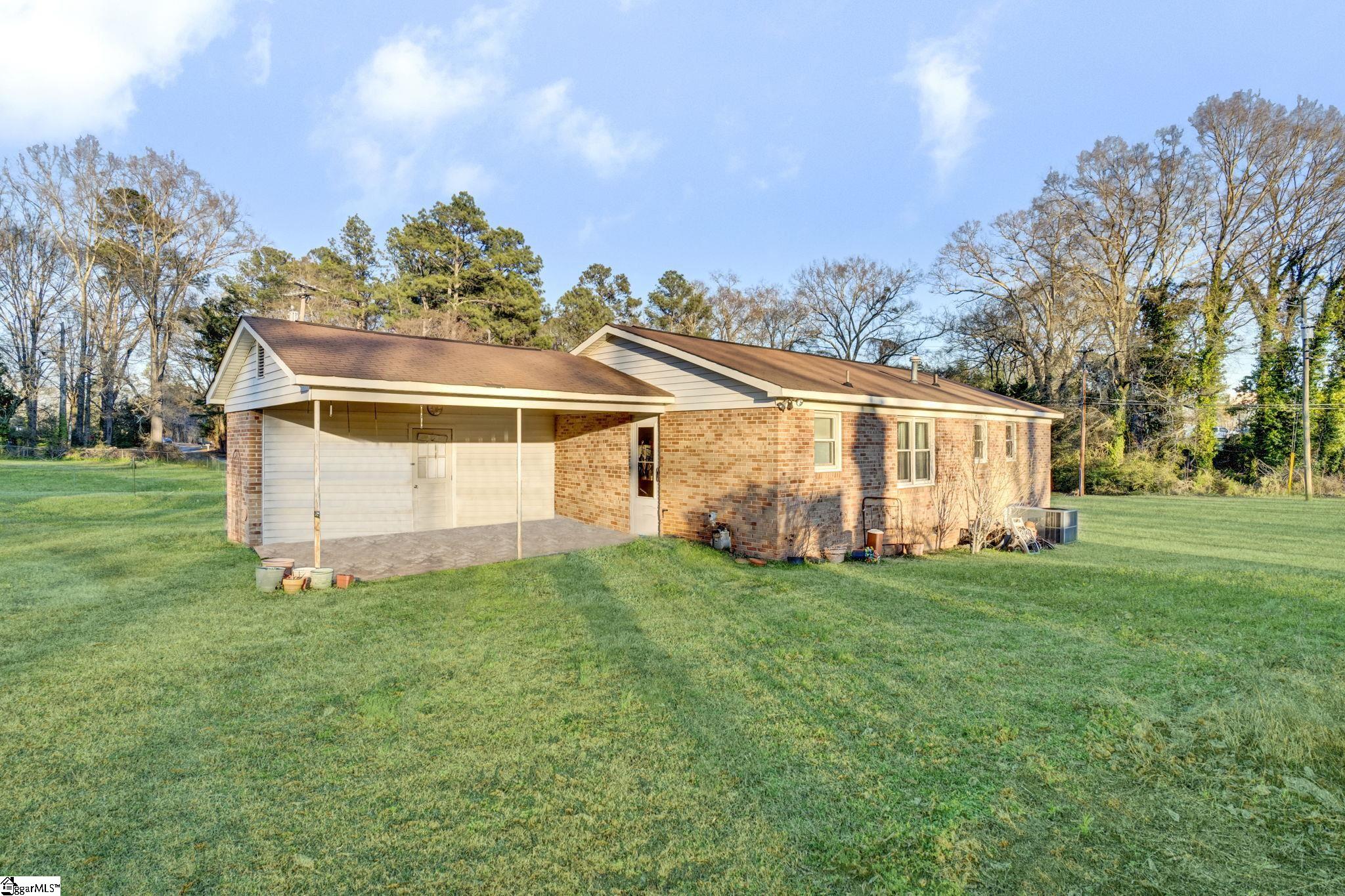 86 Dogwood Circle Clinton, SC 29325 - Photo 35 of 40
