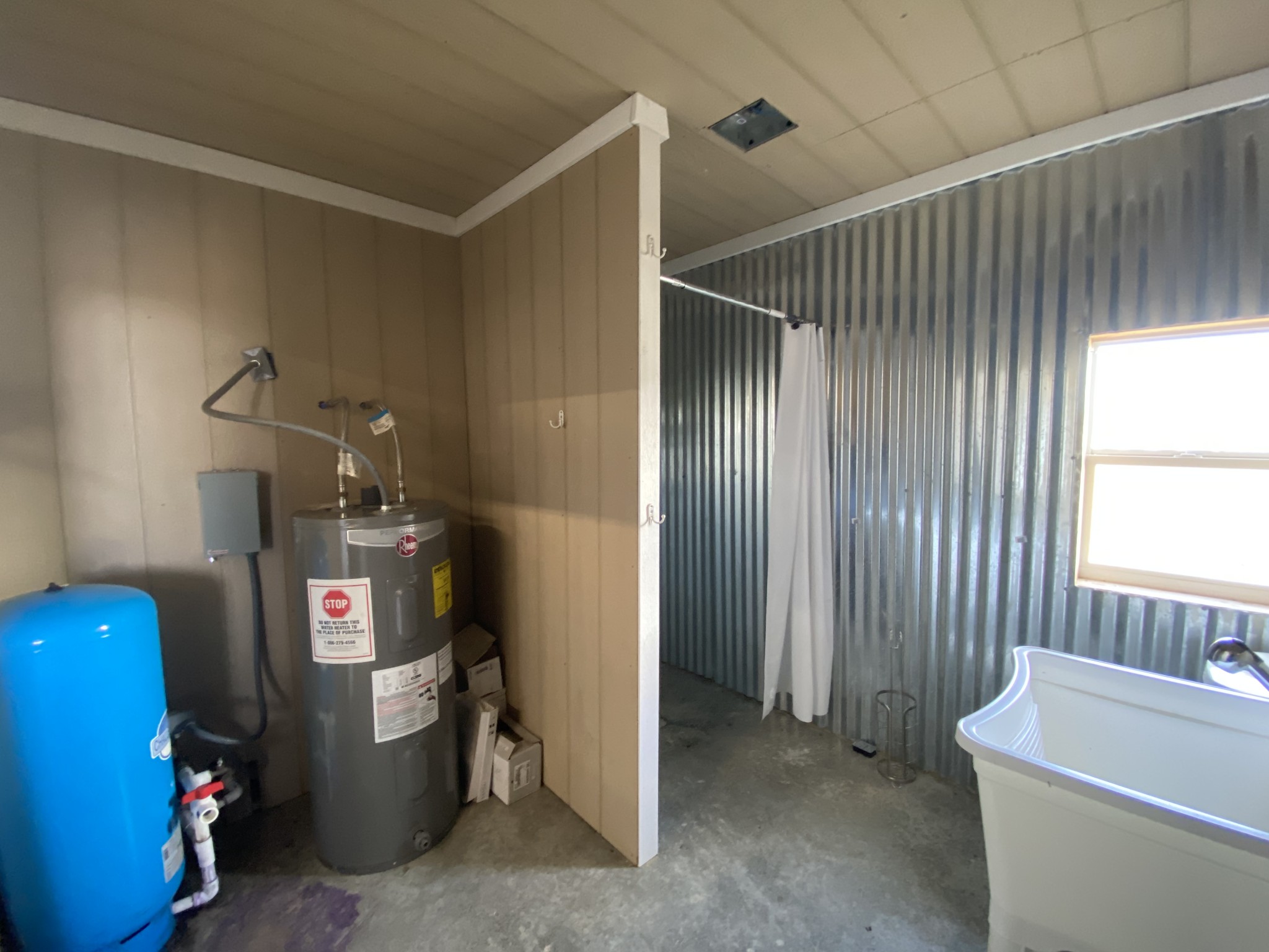 1259 Martin Road Morrison, TN 37357 - Photo 64 of 68 a utility room with dryer and washer