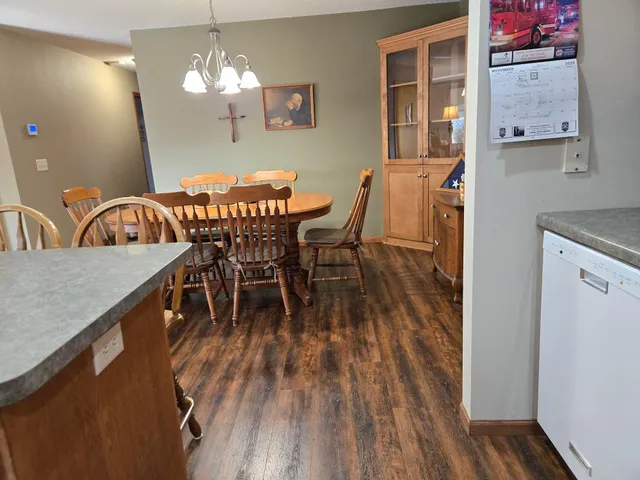 $399,900 | 103 Sellards Avenue, Dassel, MN 55325