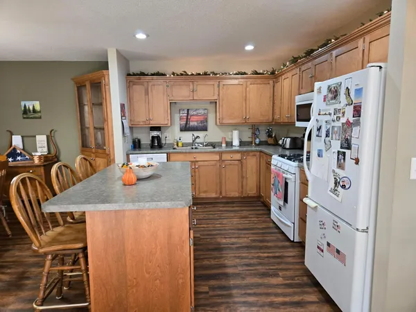 $360,000 | 103 Sellards Avenue, Dassel, MN 55325