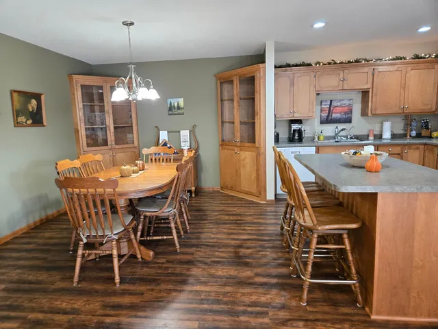 $399,900 | 103 Sellards Avenue, Dassel, MN 55325