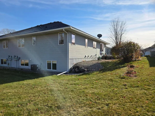 $399,900 | 103 Sellards Avenue, Dassel, MN 55325