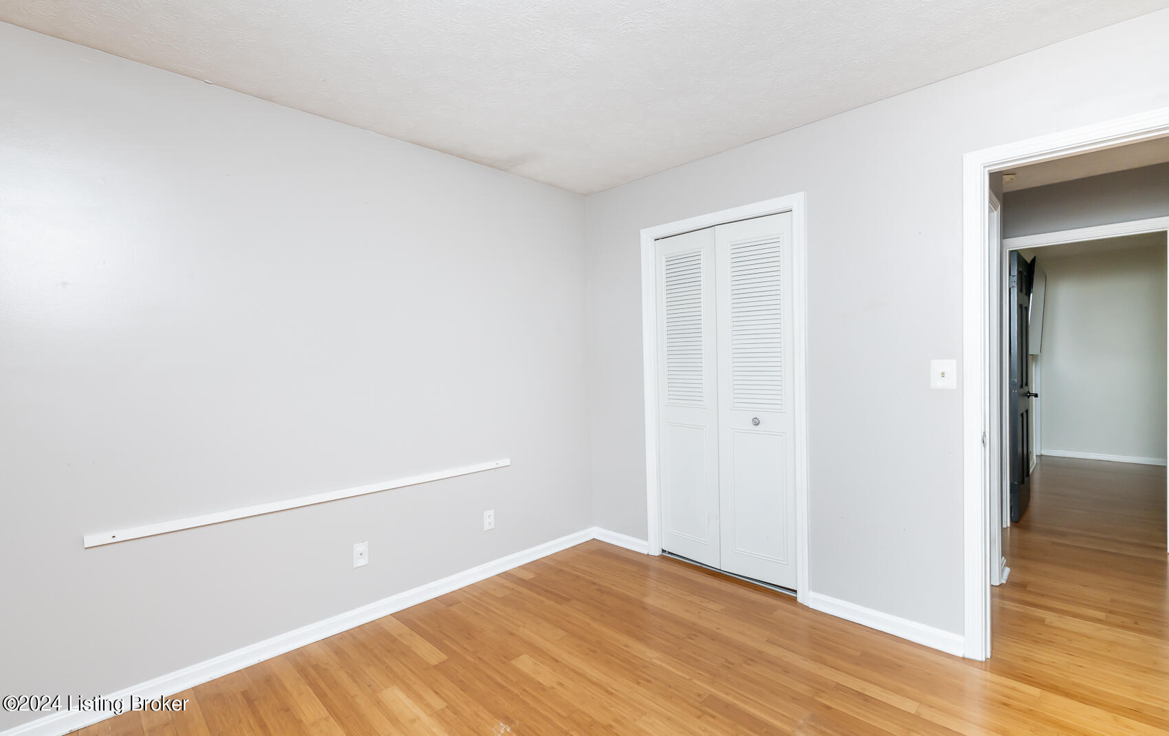 8221 Rochelle Road Louisville, KY 40228 - Photo 27 of 56 8221 Rochelle Rd (41)