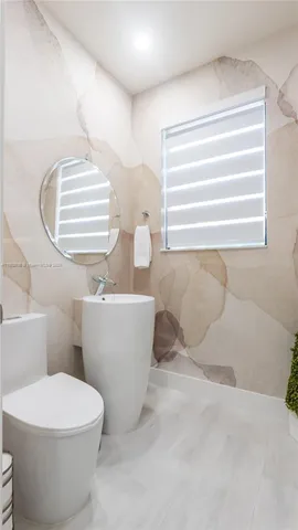 $1,090,000 | 4741 Northwest 85th Avenue, Doral, FL 33166